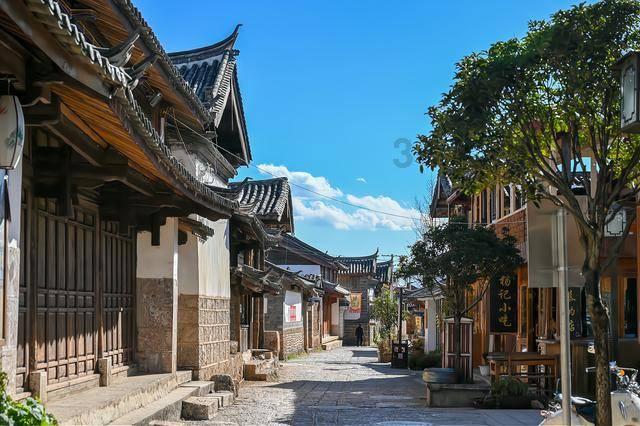 南沙最大的群礁,可吹填615平方公里,未来可建设大型海上城市
